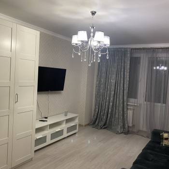 Сдается 2-х комнатная квартира, 60 м²