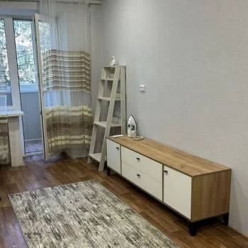 Сдается 1-комнатная квартира, 32 м²