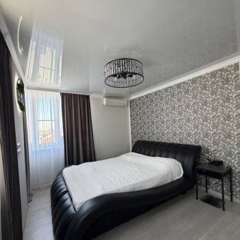 Сдается 1-комнатная квартира, 54 м²