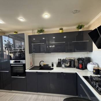 Сдается 1-комнатная квартира, 54 м²