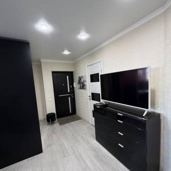 Сдается 1-комнатная квартира, 54 м²
