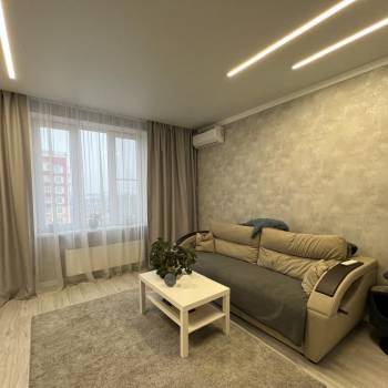 Продается 2-х комнатная квартира, 56 м²