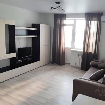Сдается 1-комнатная квартира, 32 м²