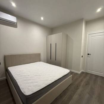 Продается 1-комнатная квартира, 35 м²
