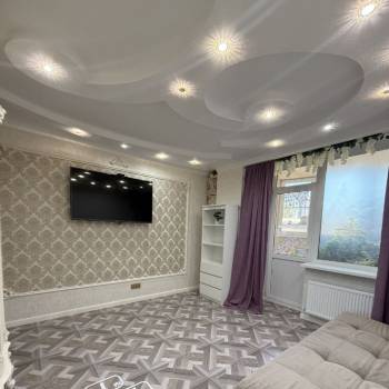 Сдается 2-х комнатная квартира, 70 м²