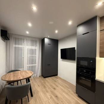 Продается 1-комнатная квартира, 38 м²