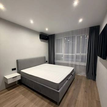 Продается 1-комнатная квартира, 38 м²