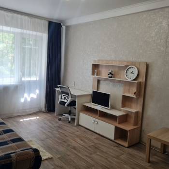 Сдается 1-комнатная квартира, 32 м²