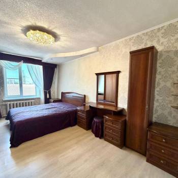 Продается Многокомнатная квартира, 130,1 м²