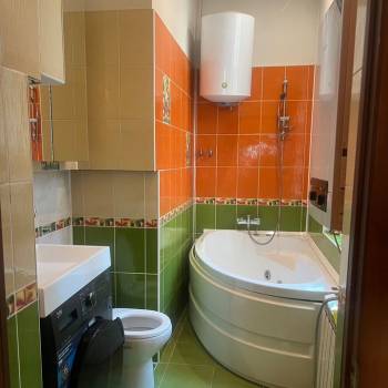 Сдается 1-комнатная квартира, 50 м²