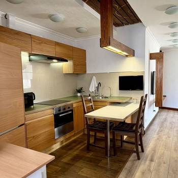 Сдается 1-комнатная квартира, 42 м²