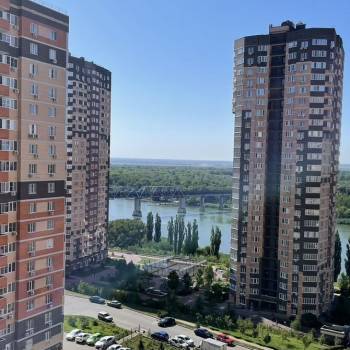 Продается 2-х комнатная квартира, 42 м²