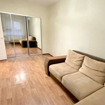 Сдается 1-комнатная квартира, 35 м²