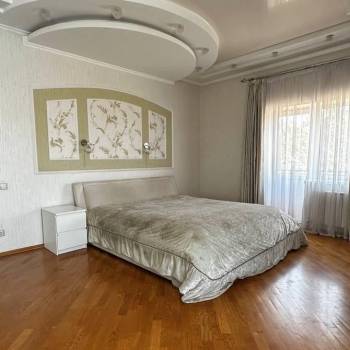 Продается Дом, 387 м²