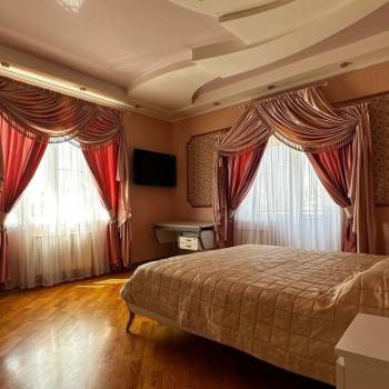 Продается Дом, 387 м²
