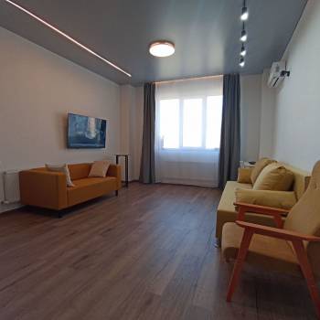 Сдается 2-х комнатная квартира, 81 м²