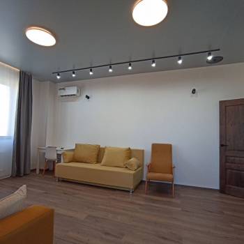 Сдается 2-х комнатная квартира, 81 м²