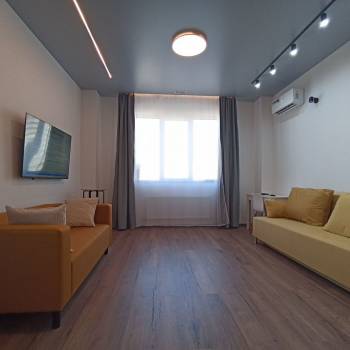 Сдается 2-х комнатная квартира, 81 м²
