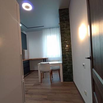 Сдается 2-х комнатная квартира, 81 м²
