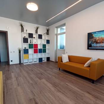 Сдается 2-х комнатная квартира, 81 м²