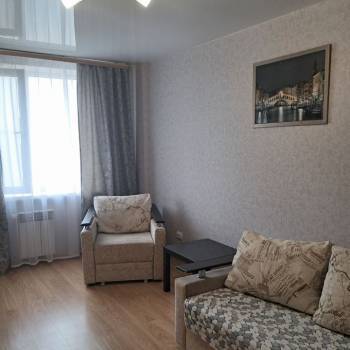 Сдается 1-комнатная квартира, 38 м²