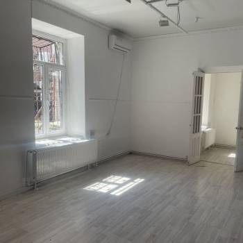 Сдается Нежилое помещение, 81,7 м²