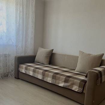 Сдается 1-комнатная квартира, 37 м²