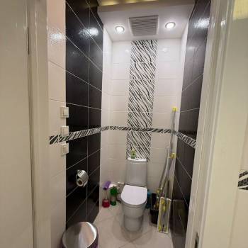 Сдается 1-комнатная квартира, 55 м²