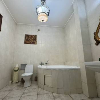 Сдается 2-х комнатная квартира, 89,9 м²