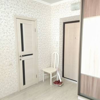Сдается 1-комнатная квартира, 42 м²