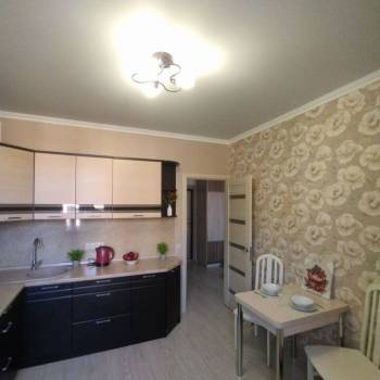 Сдается 1-комнатная квартира, 42 м²