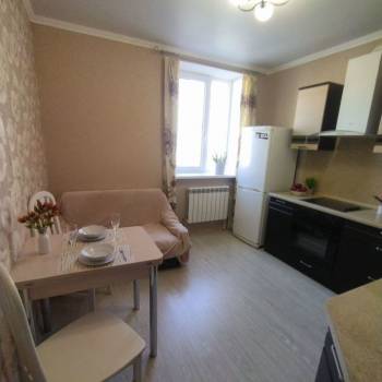 Сдается 1-комнатная квартира, 42 м²