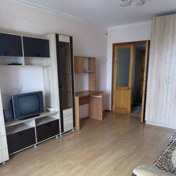 Сдается 1-комнатная квартира, 38 м²