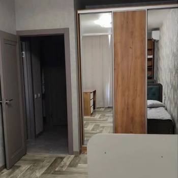 Сдается 1-комнатная квартира, 40 м²