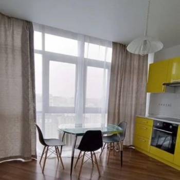 Сдается 1-комнатная квартира, 46 м²
