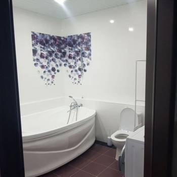 Сдается 2-х комнатная квартира, 105 м²