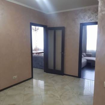 Сдается 2-х комнатная квартира, 105 м²