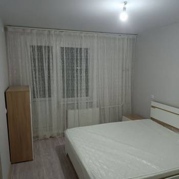 Сдается 2-х комнатная квартира, 64 м²