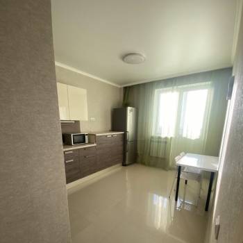 Сдается 1-комнатная квартира, 45 м²