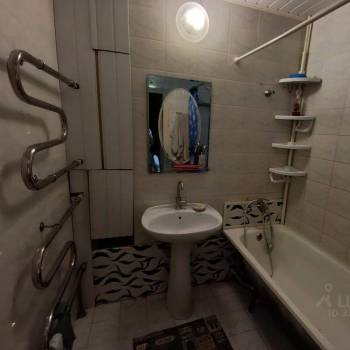 Сдается 2-х комнатная квартира, 64,3 м²