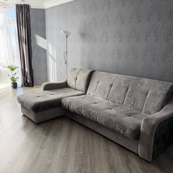 Продается 1-комнатная квартира, 42 м²