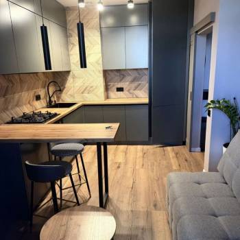 Продается 1-комнатная квартира, 36 м²