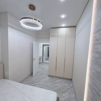 Продается 1-комнатная квартира, 32 м²