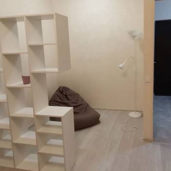 Продается 1-комнатная квартира, 41 м²