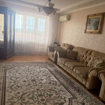 Сдается Многокомнатная квартира, 90 м²