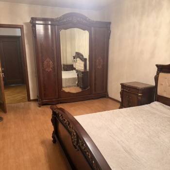 Сдается Многокомнатная квартира, 90 м²