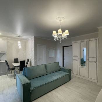Продается 1-комнатная квартира, 42,5 м²