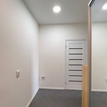 Продается 1-комнатная квартира, 46 м²