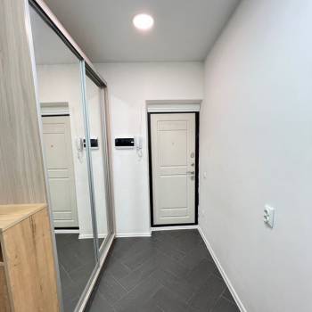 Продается 1-комнатная квартира, 46 м²