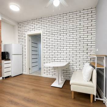 Продается 1-комнатная квартира, 46 м²
